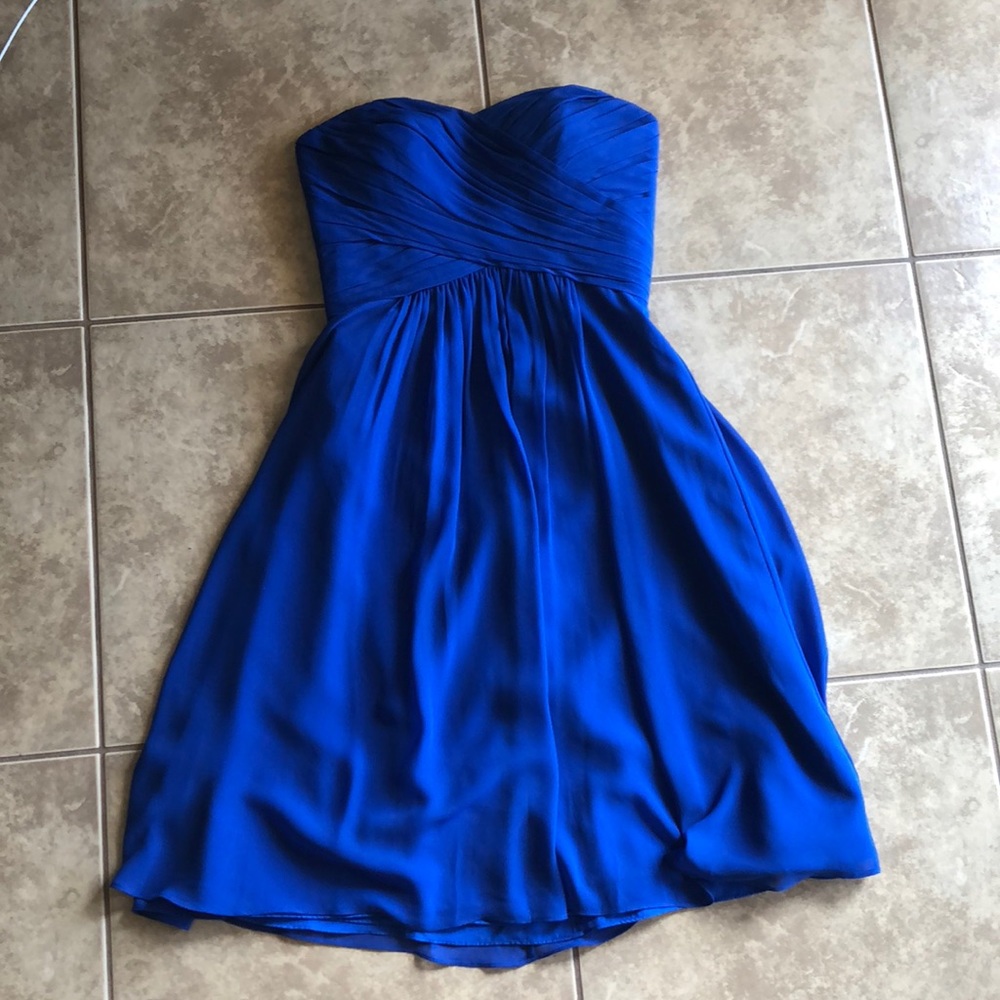 Pretty blue dress!